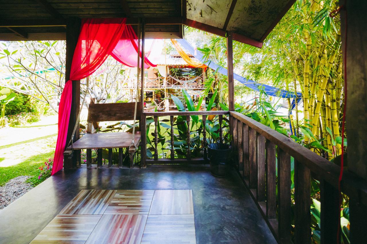 Sawasdeepai River Resort Exterior photo