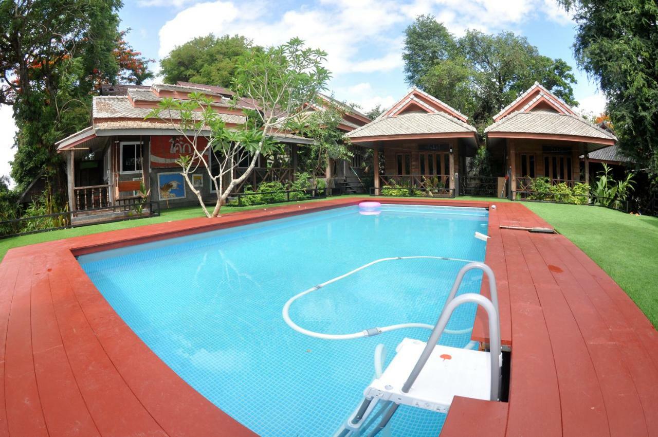 Sawasdeepai River Resort Exterior photo