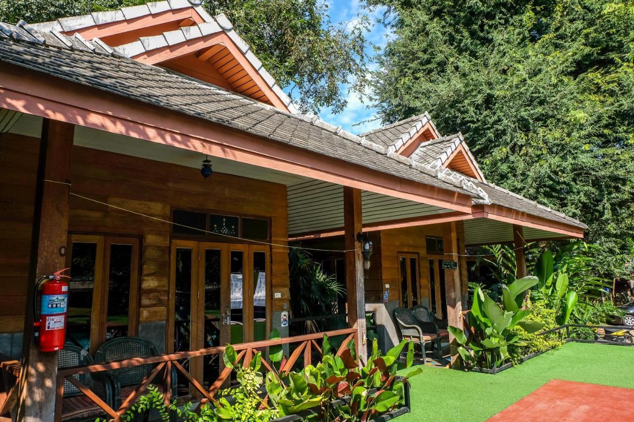 Sawasdeepai River Resort Exterior photo